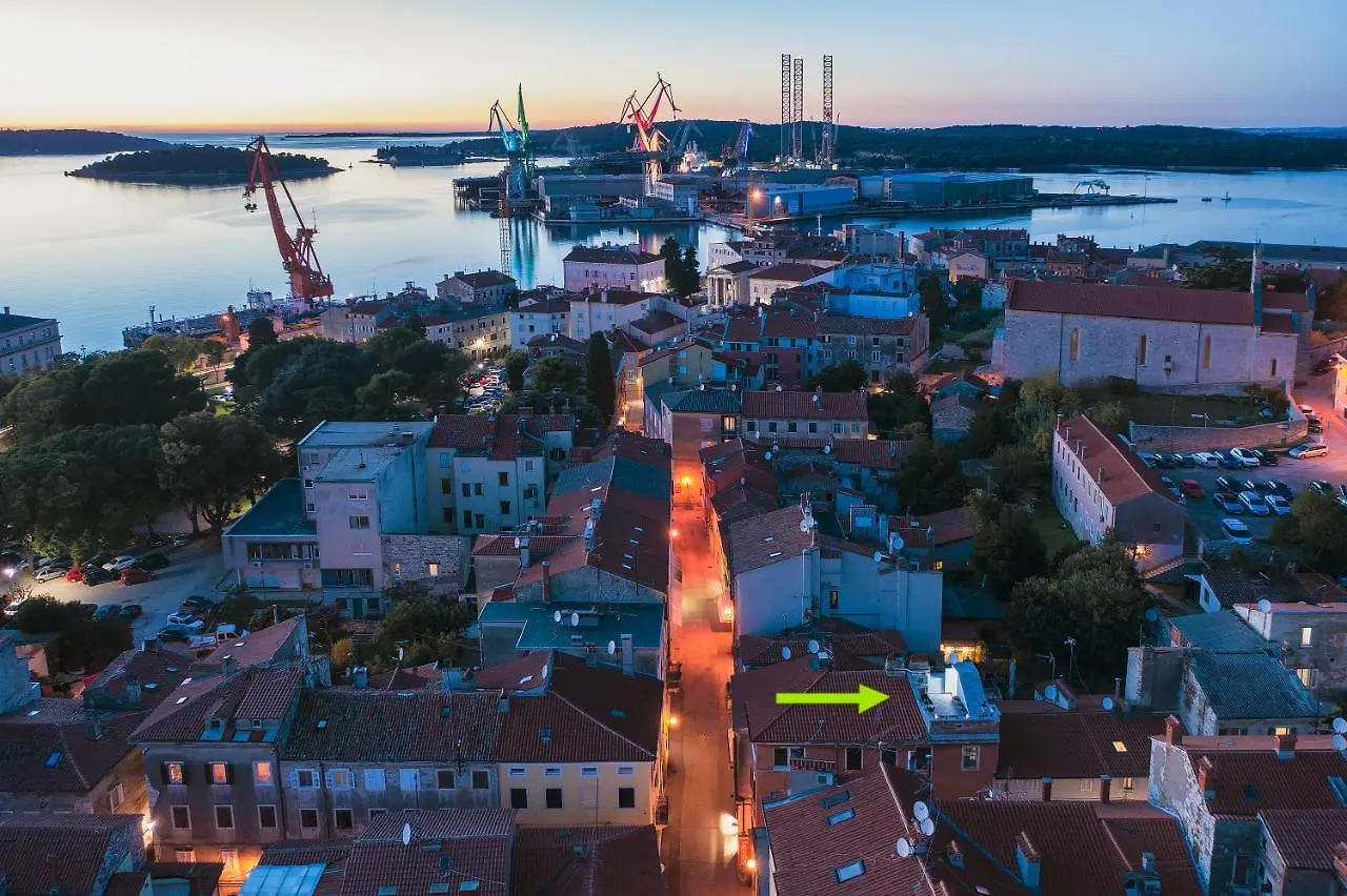 Apartment De Ville 2020 With Free Parking Pula Croatia