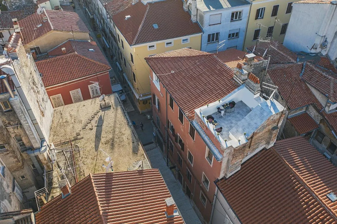 Apartment De Ville 2020 With Free Parking Pula