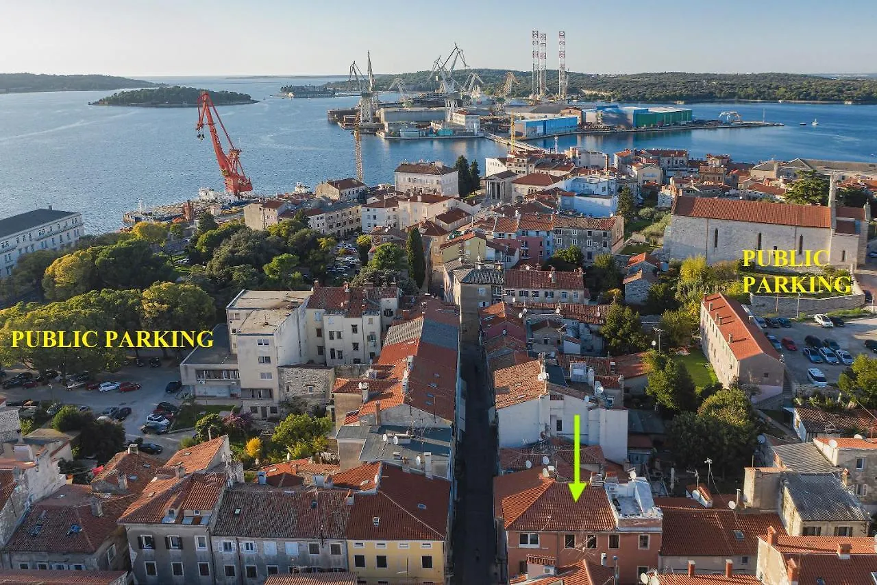 Apartment De Ville 2020 With Free Parking Pula